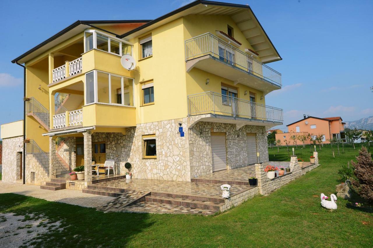 Ferienhaus Tomic Nedeščina Zewnętrze zdjęcie
