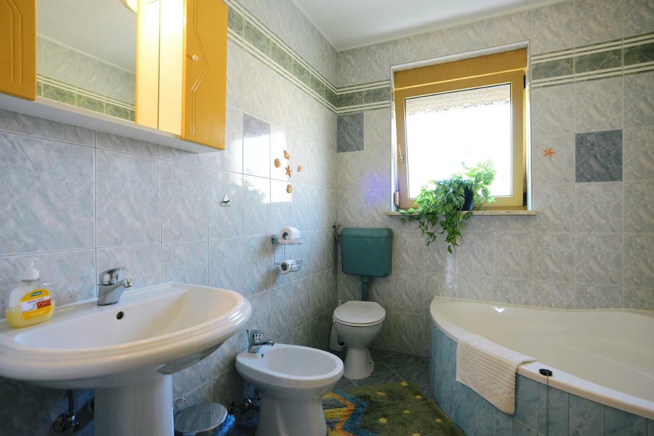Ferienhaus Tomic Nedeščina Zewnętrze zdjęcie