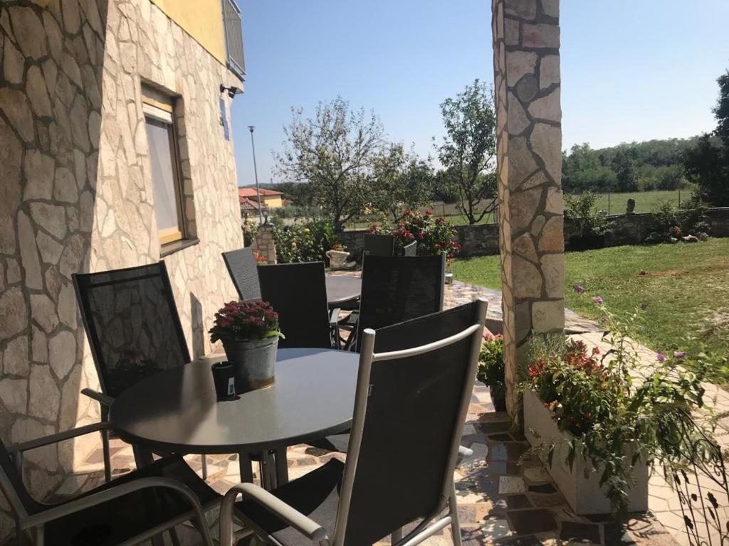 Ferienhaus Tomic Nedeščina Zewnętrze zdjęcie